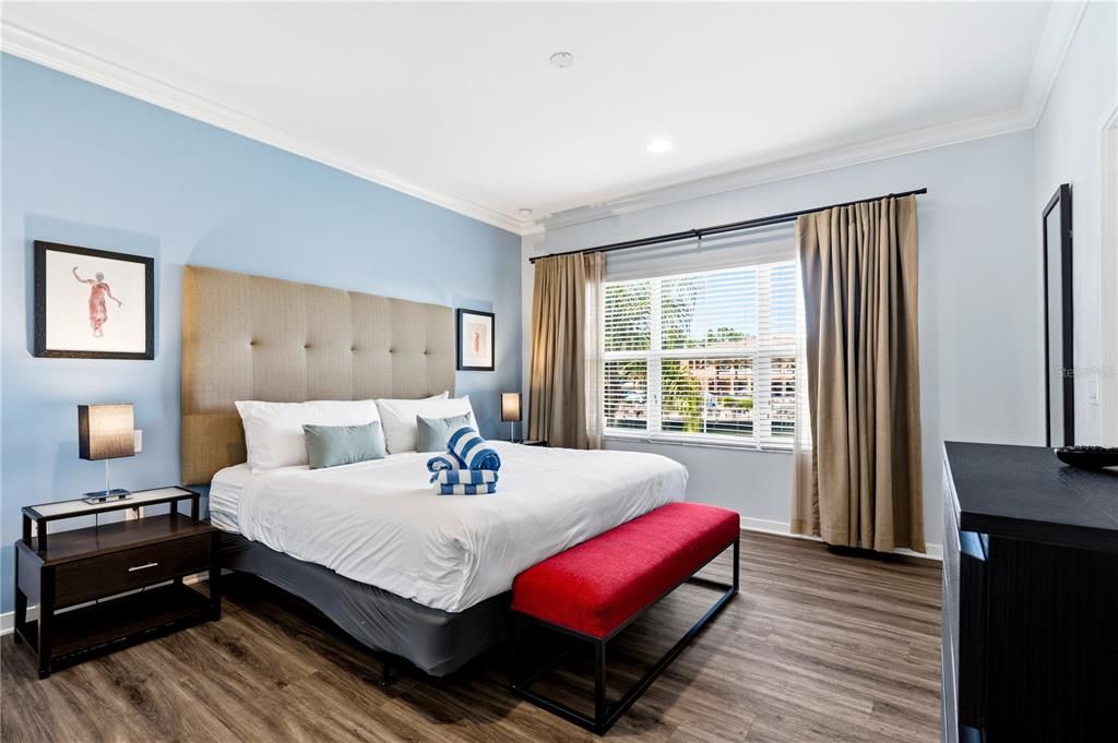 For Sale: $379,900 (3 beds, 2 baths, 1474 Square Feet)