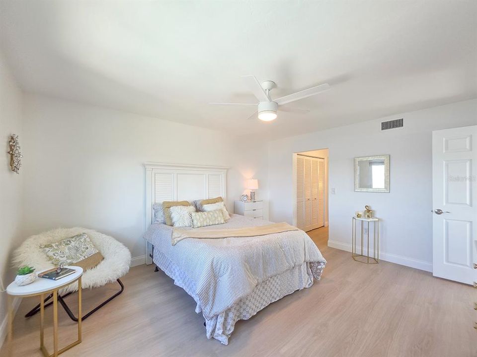En Venta: $380,000 (2 camas, 2 baños, 1229 Pies cuadrados)