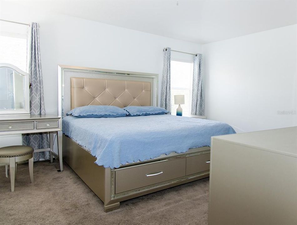 For Sale: $319,000 (3 beds, 2 baths, 1789 Square Feet)