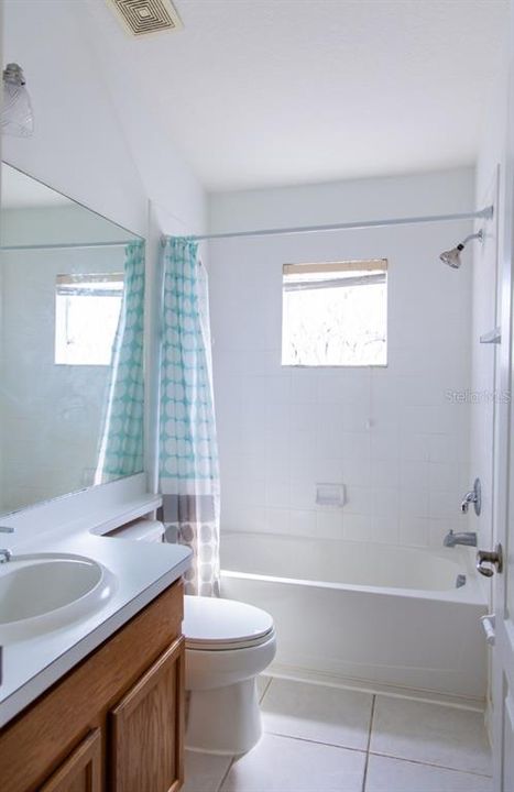 For Sale: $319,000 (3 beds, 2 baths, 1789 Square Feet)
