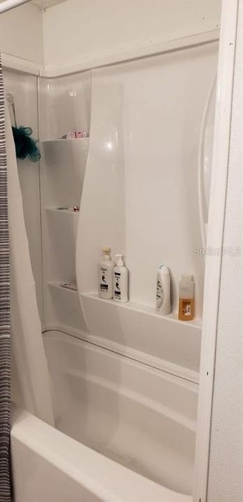 В аренду: $1,600 (2 спален, 1 ванн, 1428 Квадратных фут)