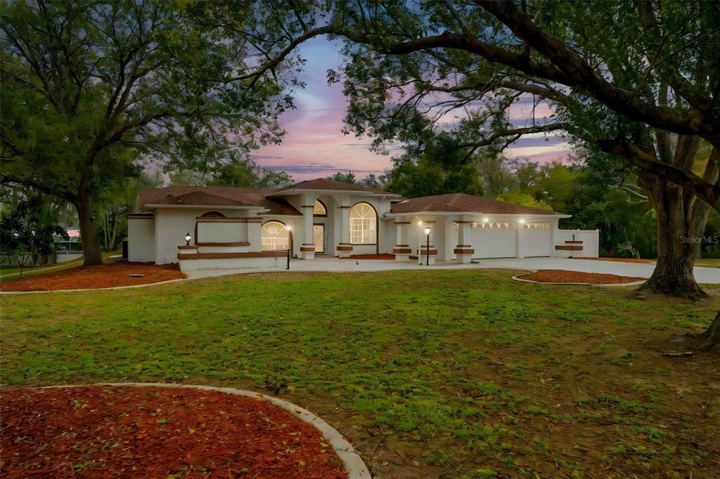 For Sale: $624,900 (4 beds, 3 baths, 3198 Square Feet)