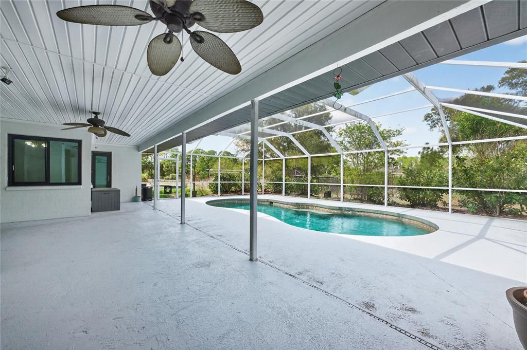 Activo con contrato: $565,000 (3 camas, 2 baños, 1885 Pies cuadrados)