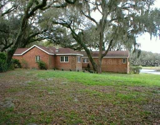 Recently Sold: $400,000 (3 beds, 2 baths, 2616 Square Feet)
