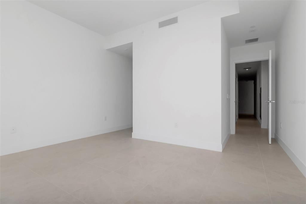 For Sale: $2,599,000 (2 beds, 2 baths, 2305 Square Feet)