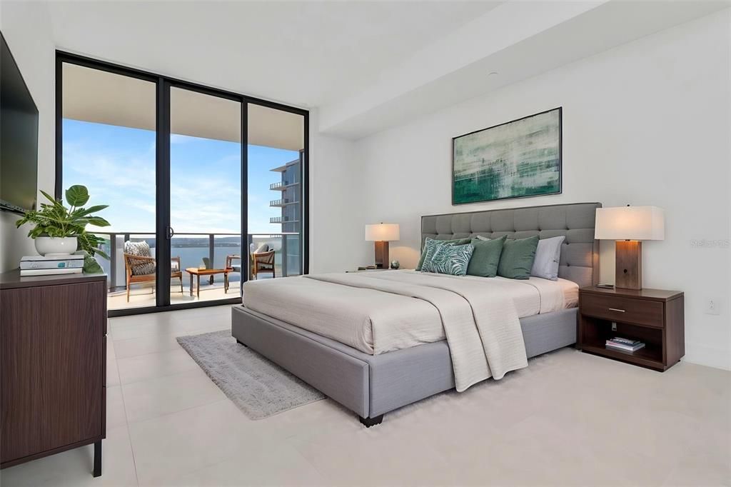 For Sale: $2,599,000 (2 beds, 2 baths, 2305 Square Feet)
