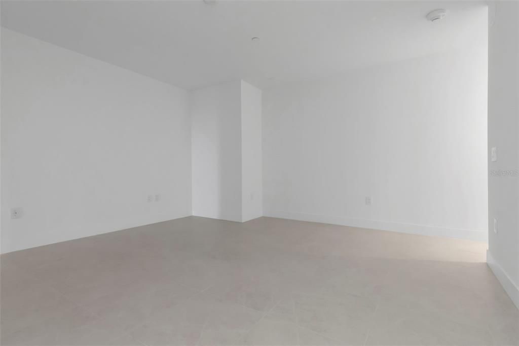 For Sale: $2,599,000 (2 beds, 2 baths, 2305 Square Feet)
