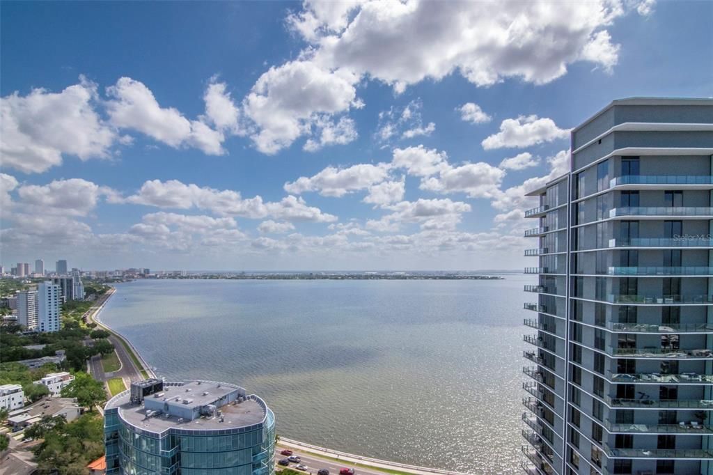 For Sale: $2,599,000 (2 beds, 2 baths, 2305 Square Feet)