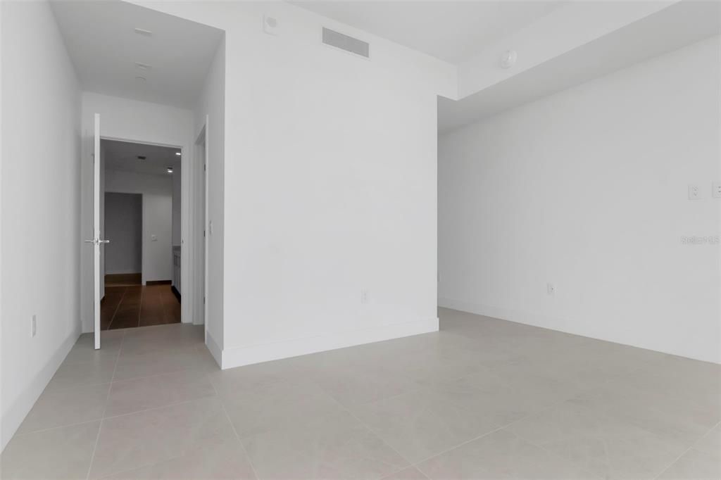 For Sale: $2,599,000 (2 beds, 2 baths, 2305 Square Feet)