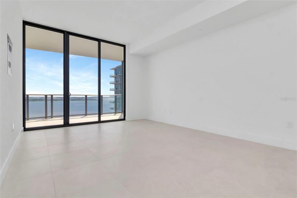 For Sale: $2,599,000 (2 beds, 2 baths, 2305 Square Feet)