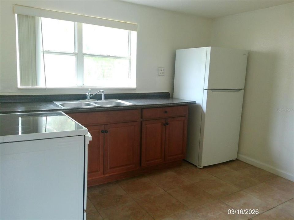 En Renta: $1,200 (2 camas, 1 baños, 700 Pies cuadrados)