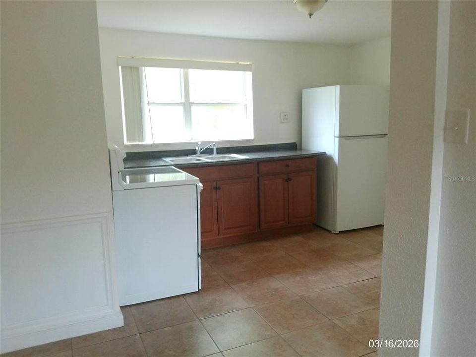 En Renta: $1,200 (2 camas, 1 baños, 700 Pies cuadrados)