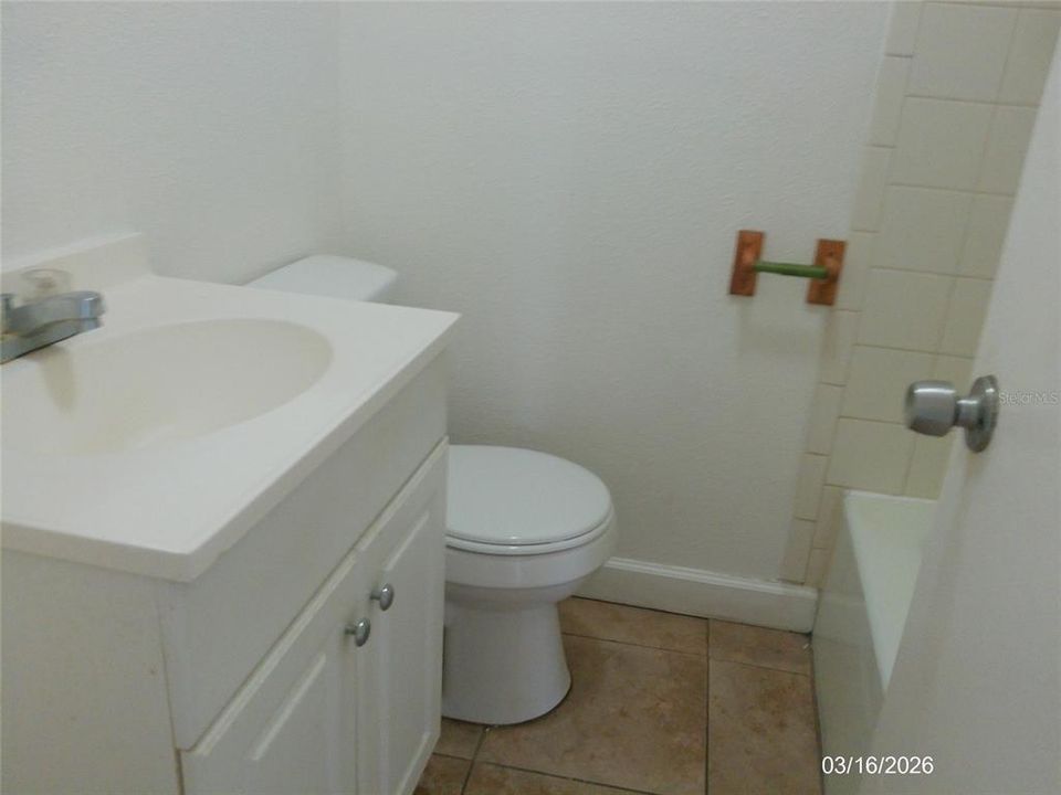 En Renta: $1,200 (2 camas, 1 baños, 700 Pies cuadrados)