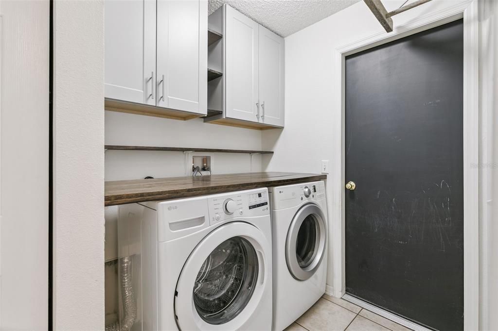 Active With Contract: $329,000 (3 beds, 2 baths, 1312 Square Feet)