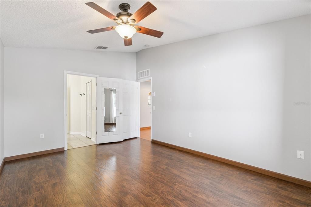 Active With Contract: $329,000 (3 beds, 2 baths, 1312 Square Feet)