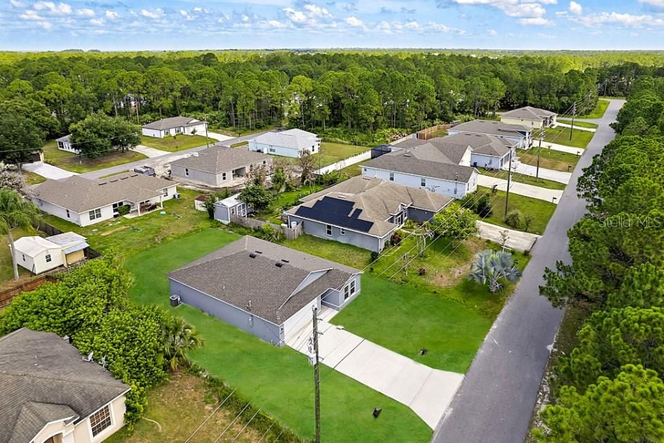 Active With Contract: $316,990 (3 beds, 2 baths, 1477 Square Feet)