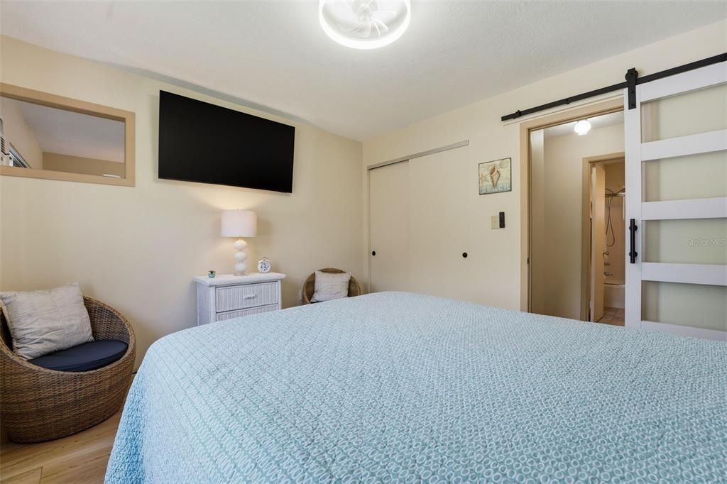 Activo con contrato: $84,900 (1 camas, 1 baños, 576 Pies cuadrados)