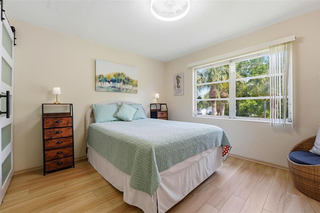 Activo con contrato: $84,900 (1 camas, 1 baños, 576 Pies cuadrados)