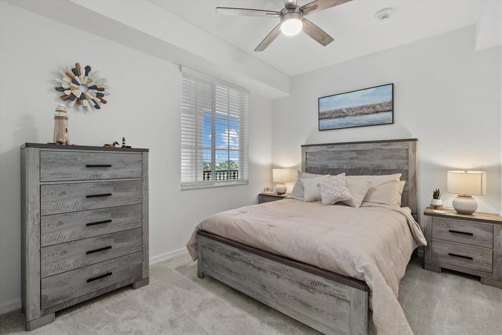 В аренду: $5,000 (2 спален, 2 ванн, 1149 Квадратных фут)