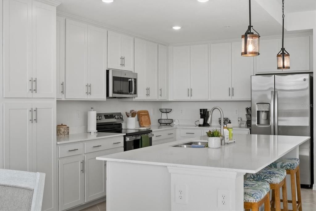 В аренду: $5,000 (2 спален, 2 ванн, 1149 Квадратных фут)