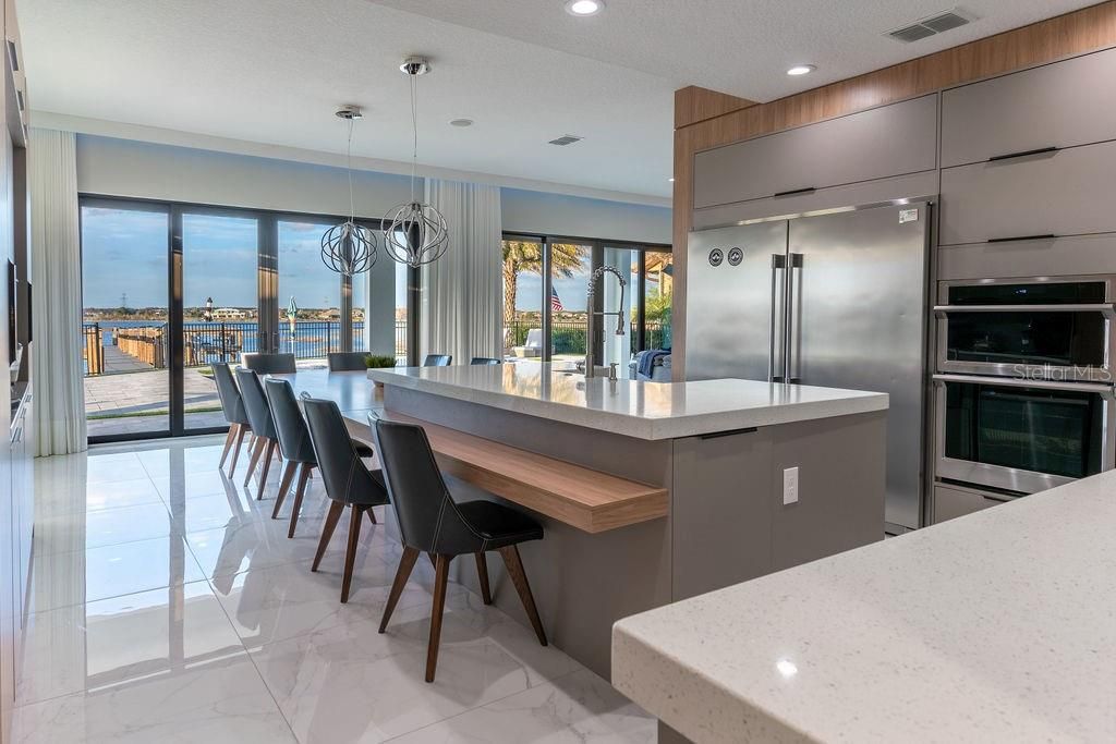 En Venta: $2,350,000 (5 camas, 5 baños, 4072 Pies cuadrados)
