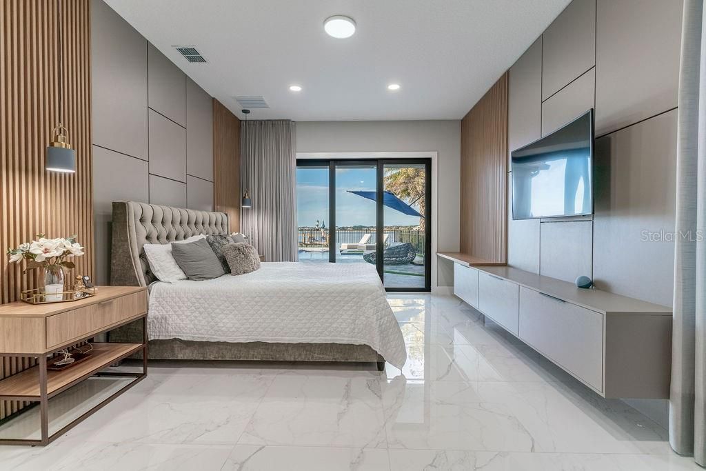 En Venta: $2,350,000 (5 camas, 5 baños, 4072 Pies cuadrados)