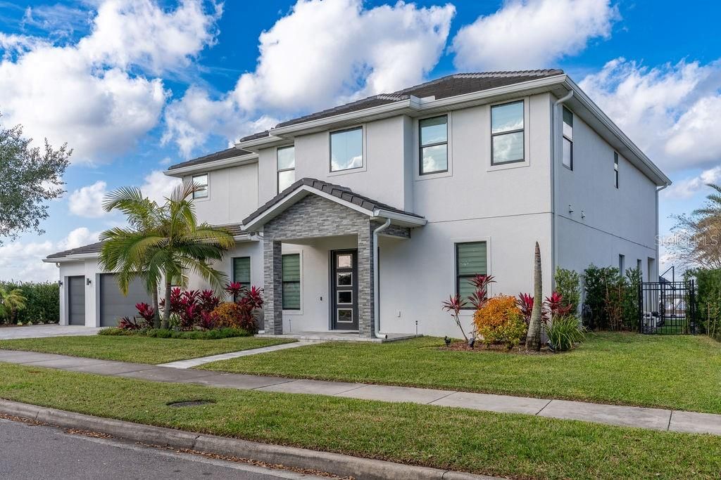 En Venta: $2,350,000 (5 camas, 5 baños, 4072 Pies cuadrados)