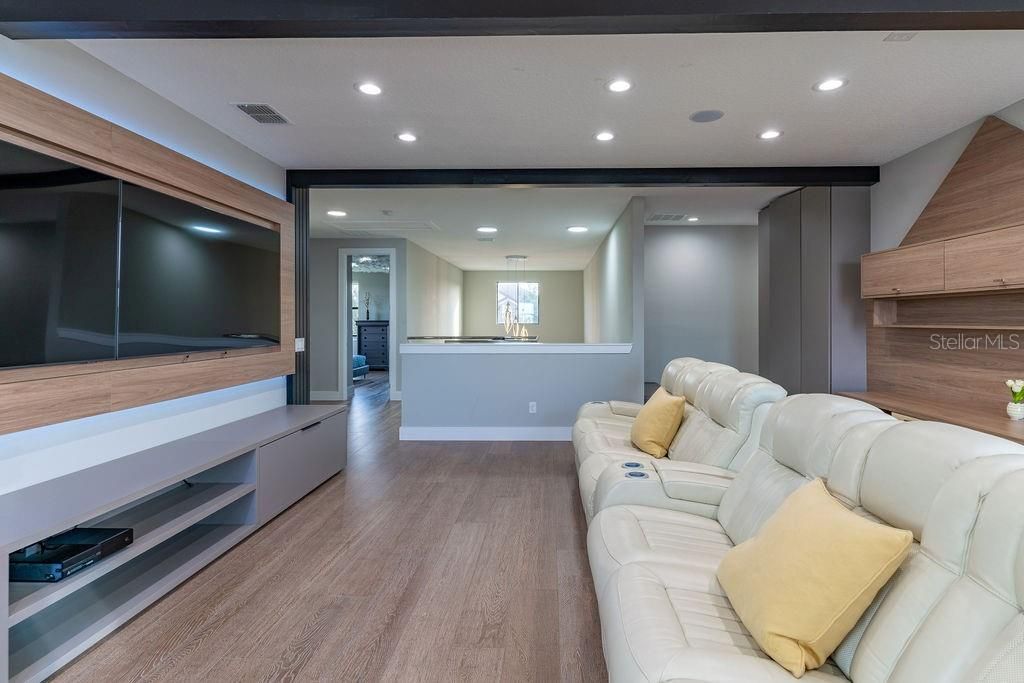 En Venta: $2,350,000 (5 camas, 5 baños, 4072 Pies cuadrados)
