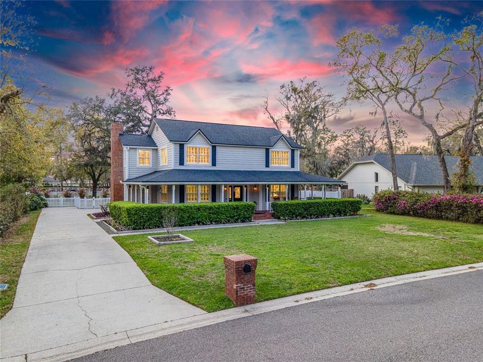 En Venta: $657,000 (5 camas, 2 baños, 3382 Pies cuadrados)
