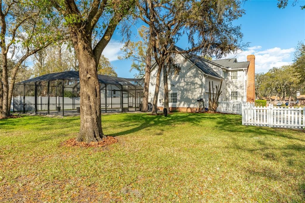 En Venta: $657,000 (5 camas, 2 baños, 3382 Pies cuadrados)