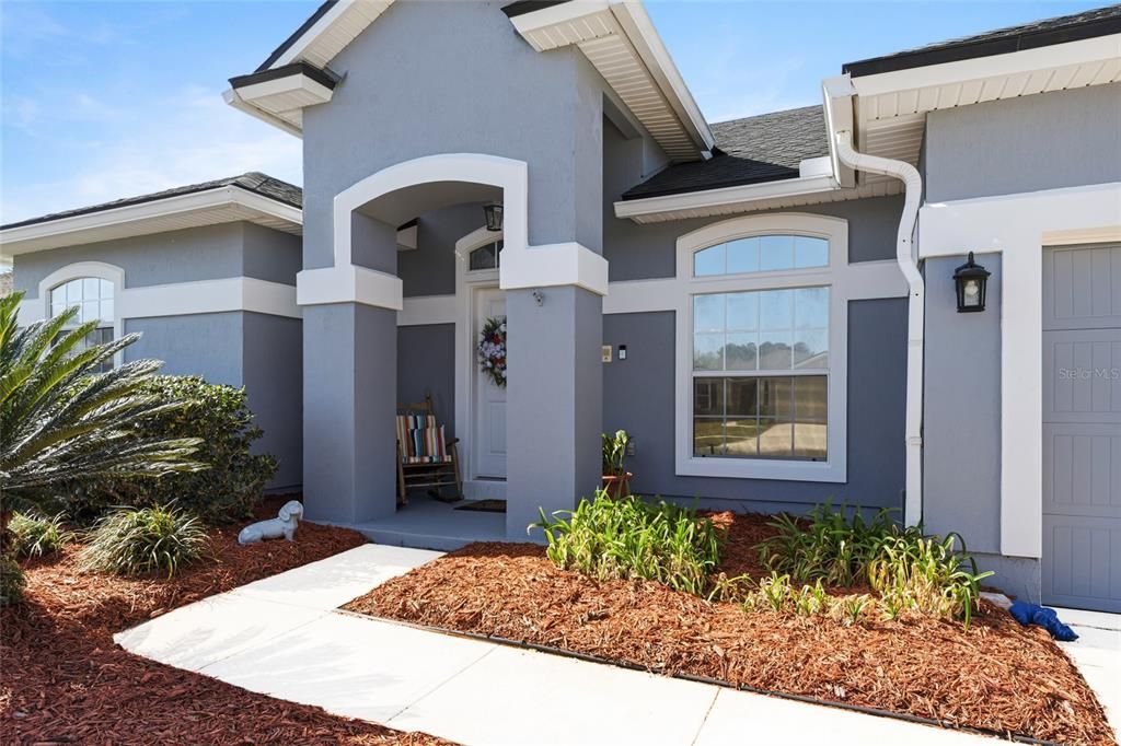 For Sale: $399,900 (4 beds, 3 baths, 2114 Square Feet)