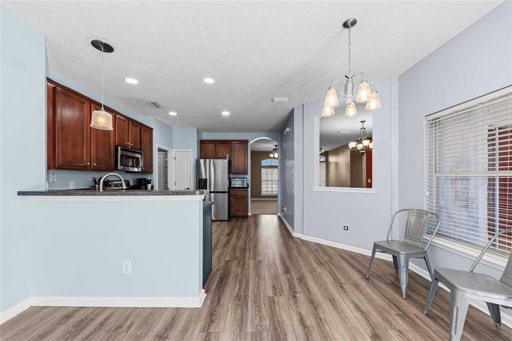 For Sale: $399,900 (4 beds, 3 baths, 2114 Square Feet)