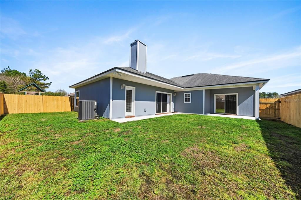 For Sale: $399,900 (4 beds, 3 baths, 2114 Square Feet)