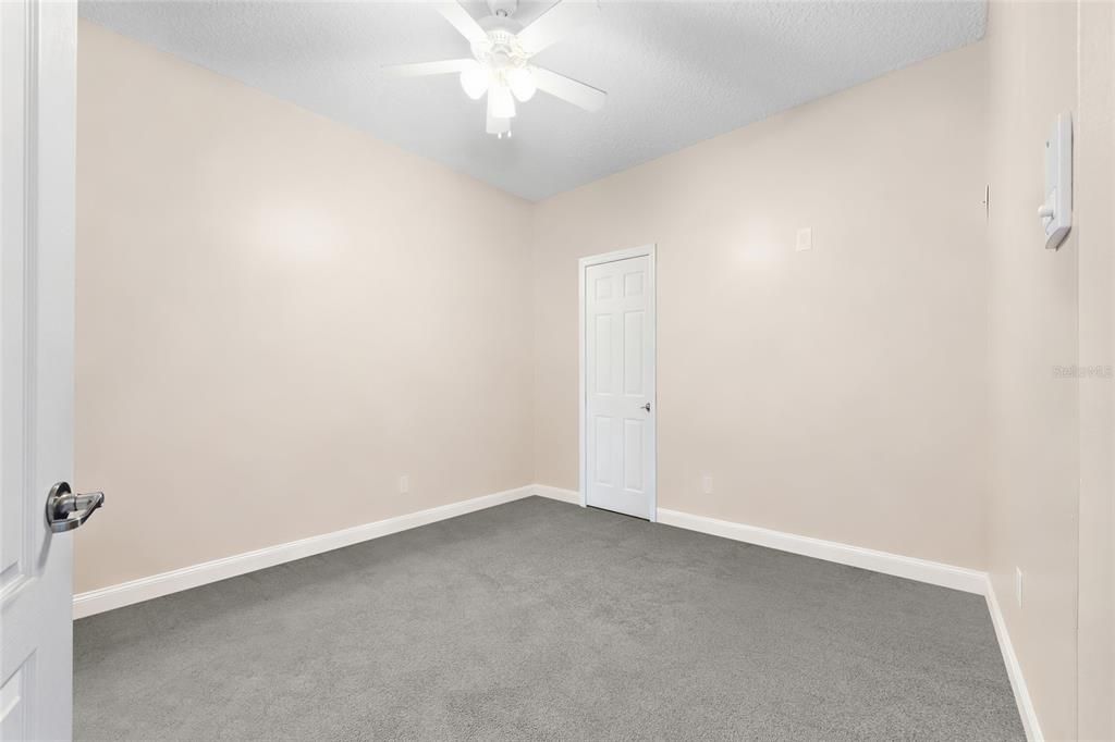 For Sale: $399,900 (4 beds, 3 baths, 2114 Square Feet)