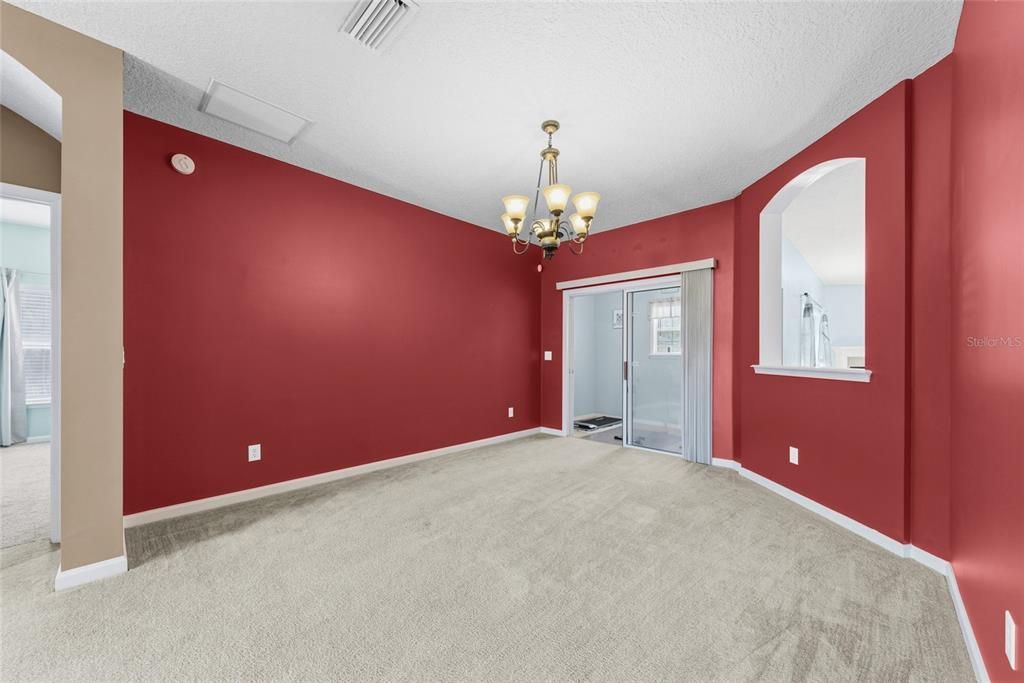 For Sale: $399,900 (4 beds, 3 baths, 2114 Square Feet)