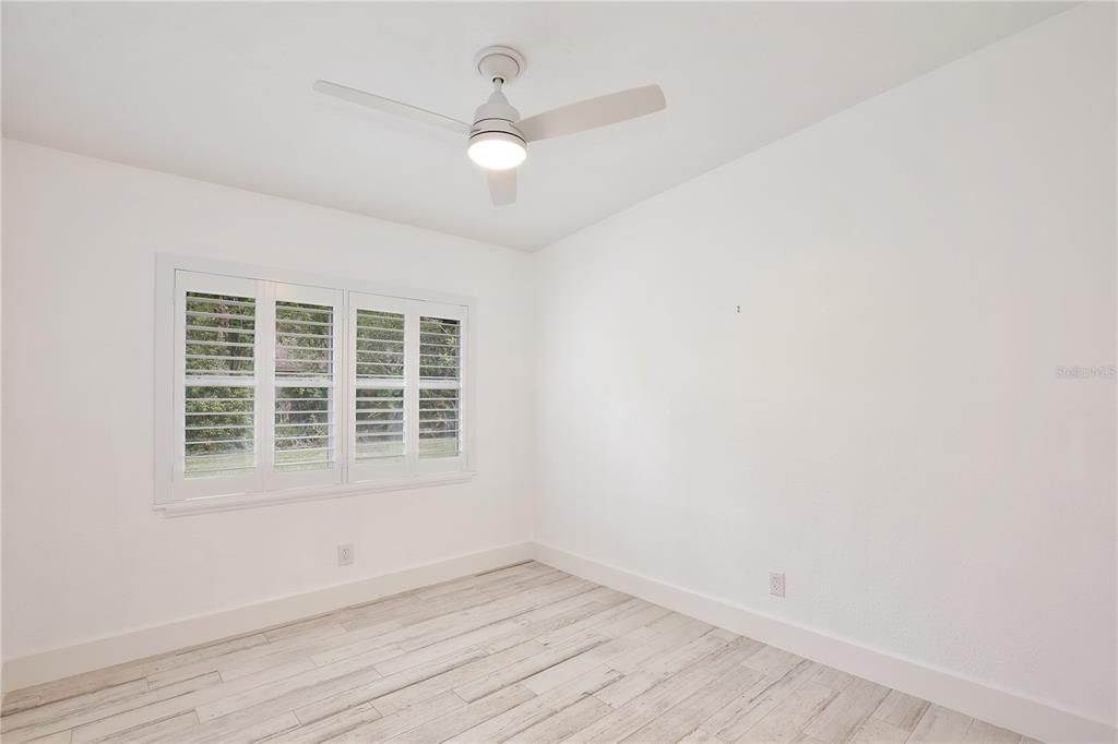 Active With Contract: $479,900 (4 beds, 2 baths, 1960 Square Feet)