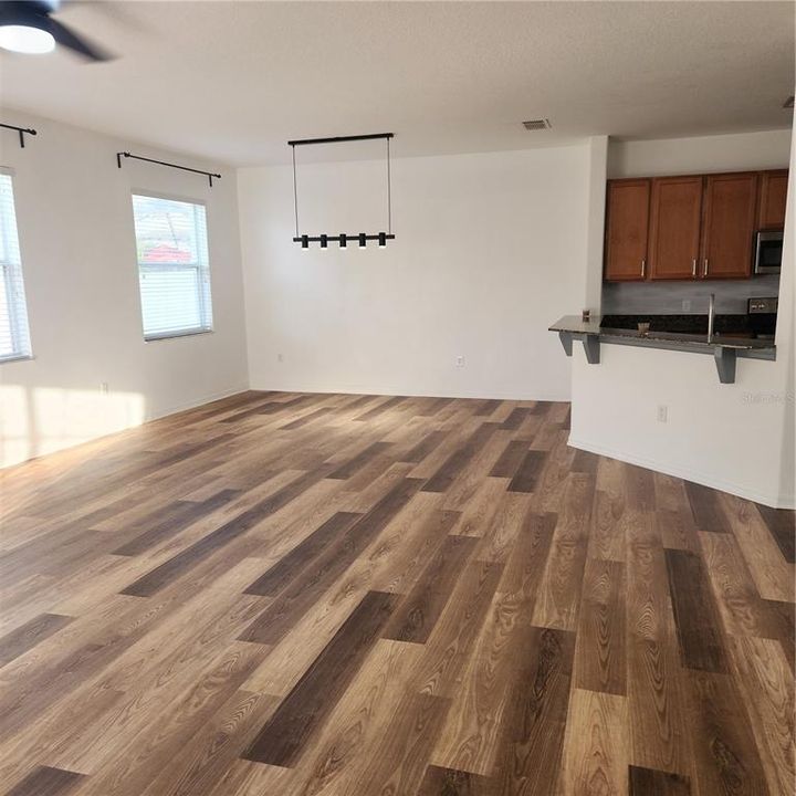 В аренду: $3,100 (4 спален, 3 ванн, 2482 Квадратных фут)