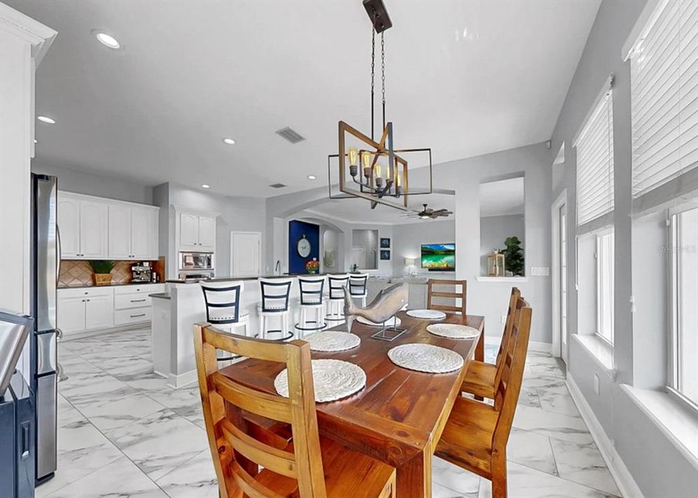 For Sale: $1,099,000 (4 beds, 3 baths, 2868 Square Feet)