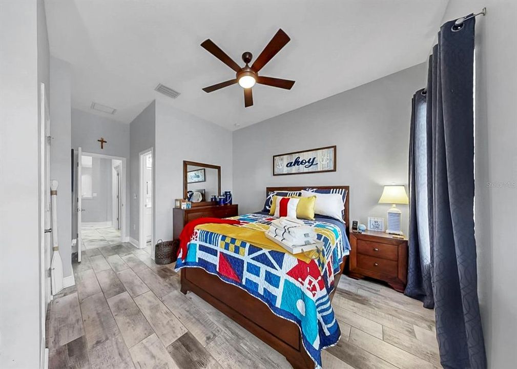 For Sale: $1,099,000 (4 beds, 3 baths, 2868 Square Feet)