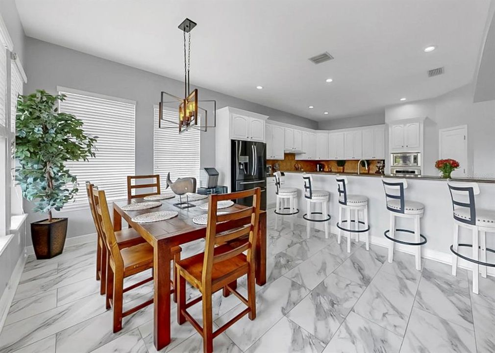For Sale: $1,099,000 (4 beds, 3 baths, 2868 Square Feet)