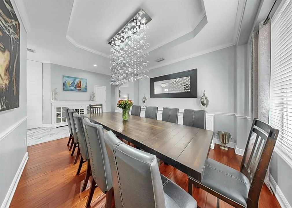 For Sale: $1,099,000 (4 beds, 3 baths, 2868 Square Feet)