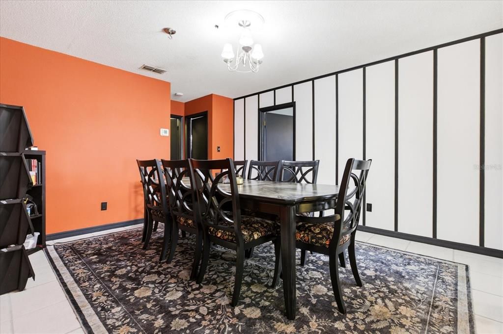 На продажу: $389,900 (3 спален, 2 ванн, 1821 Квадратных фут)