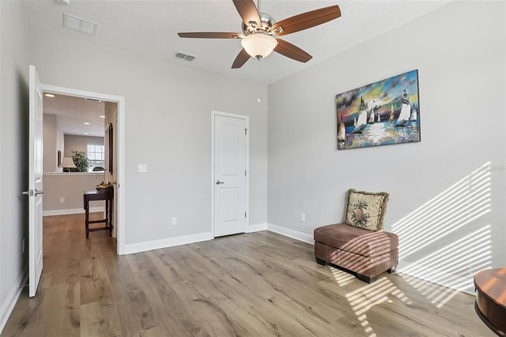 For Sale: $379,000 (3 beds, 2 baths, 1800 Square Feet)