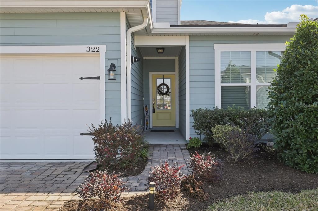 For Sale: $379,000 (3 beds, 2 baths, 1800 Square Feet)