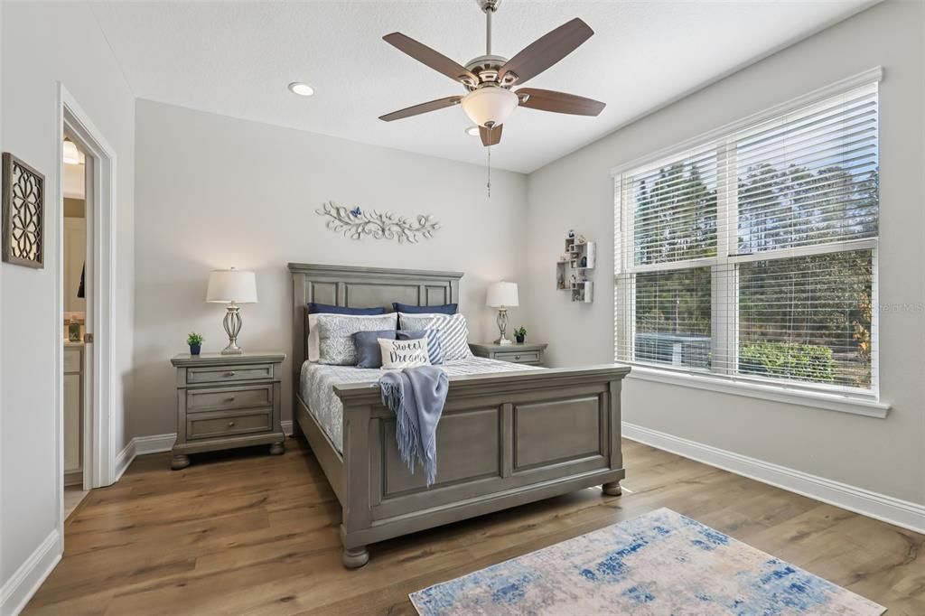 For Sale: $379,000 (3 beds, 2 baths, 1800 Square Feet)