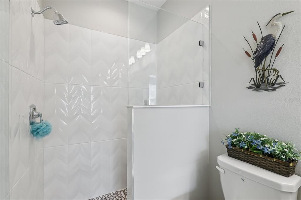 For Sale: $379,000 (3 beds, 2 baths, 1800 Square Feet)