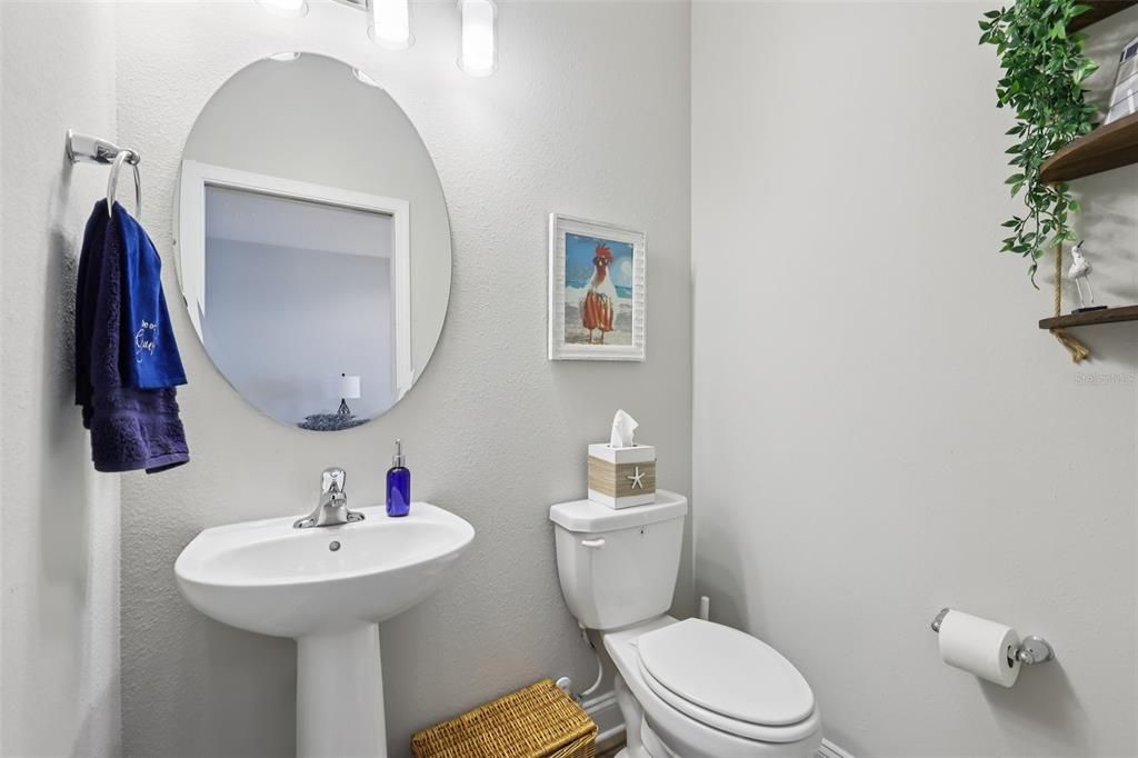 For Sale: $379,000 (3 beds, 2 baths, 1800 Square Feet)