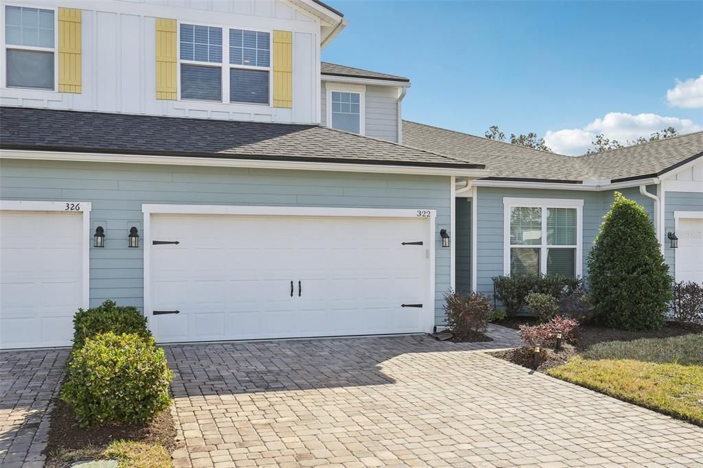 For Sale: $379,000 (3 beds, 2 baths, 1800 Square Feet)