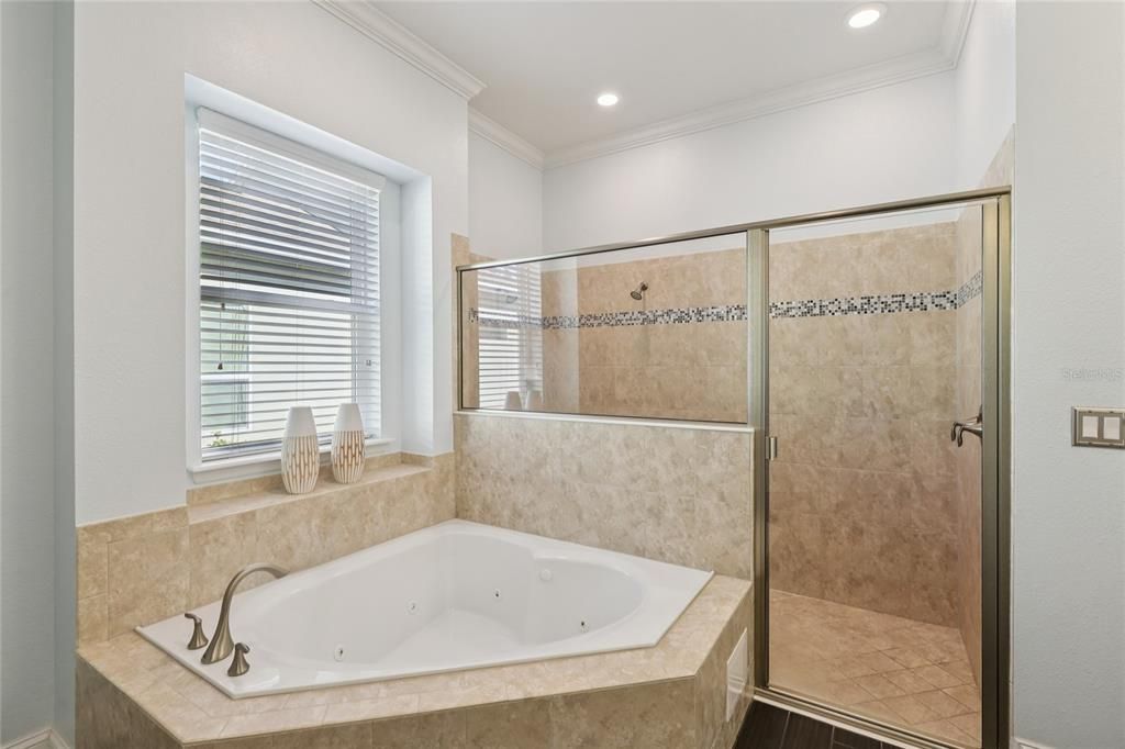 For Sale: $714,000 (4 beds, 4 baths, 2912 Square Feet)