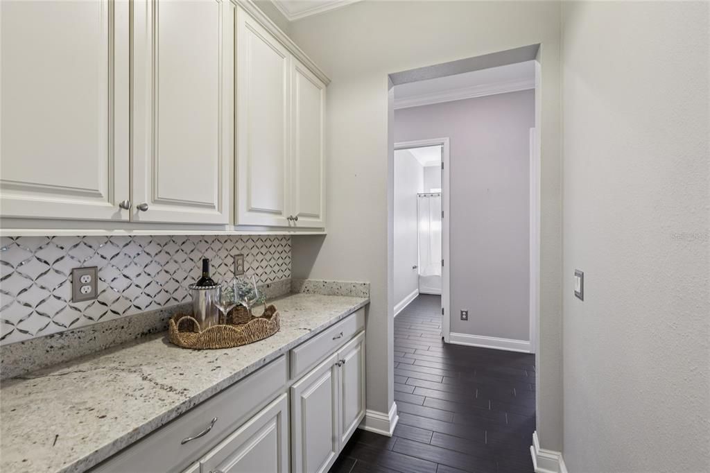 For Sale: $714,000 (4 beds, 4 baths, 2912 Square Feet)